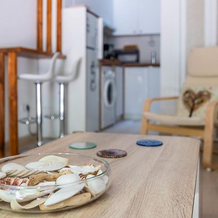 Comfy Away - Estudio En Patio De Vecinos En Las Setas เซบีญา ภายนอก รูปภาพ