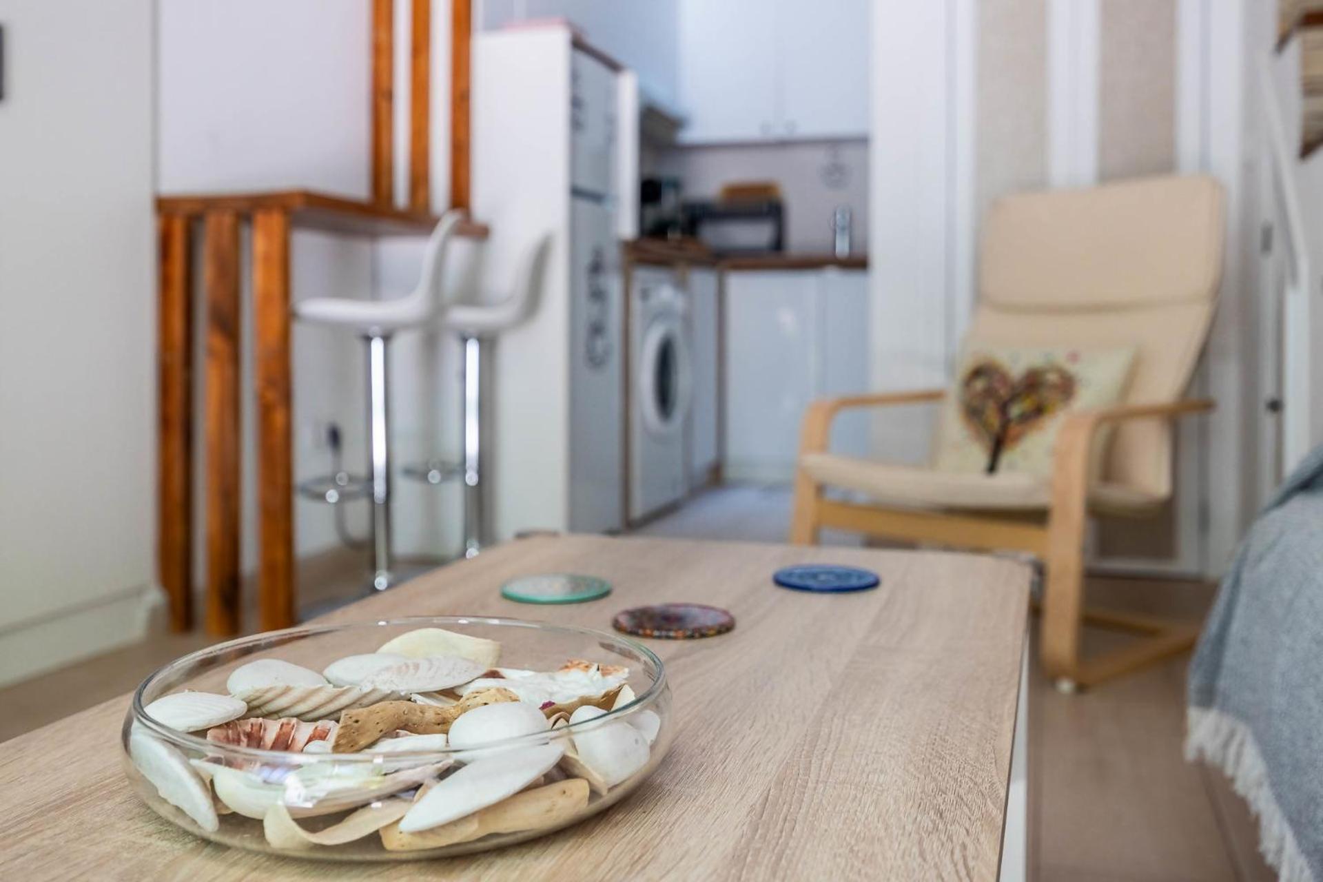 Comfy Away - Estudio En Patio De Vecinos En Las Setas เซบีญา ภายนอก รูปภาพ